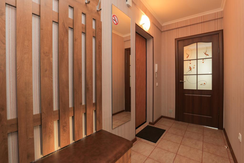 Apartment On Obolonskiy Prospect 12 Kyiv Exterior foto