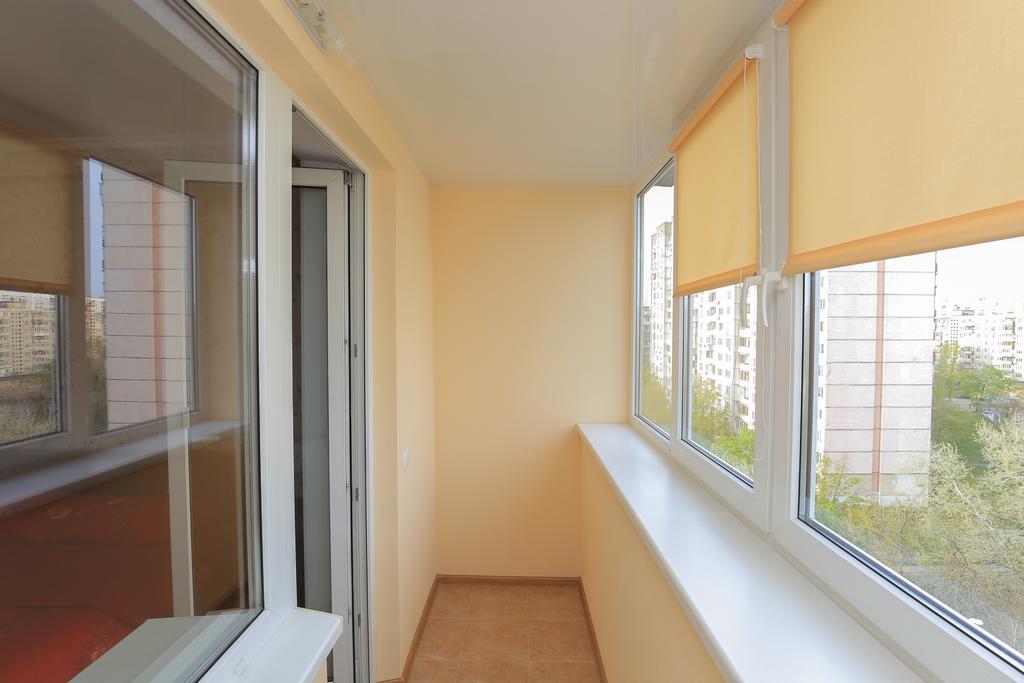 Apartment On Obolonskiy Prospect 12 Kyiv Exterior foto