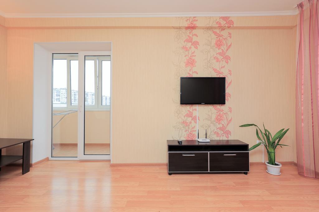 Apartment On Obolonskiy Prospect 12 Kyiv Exterior foto