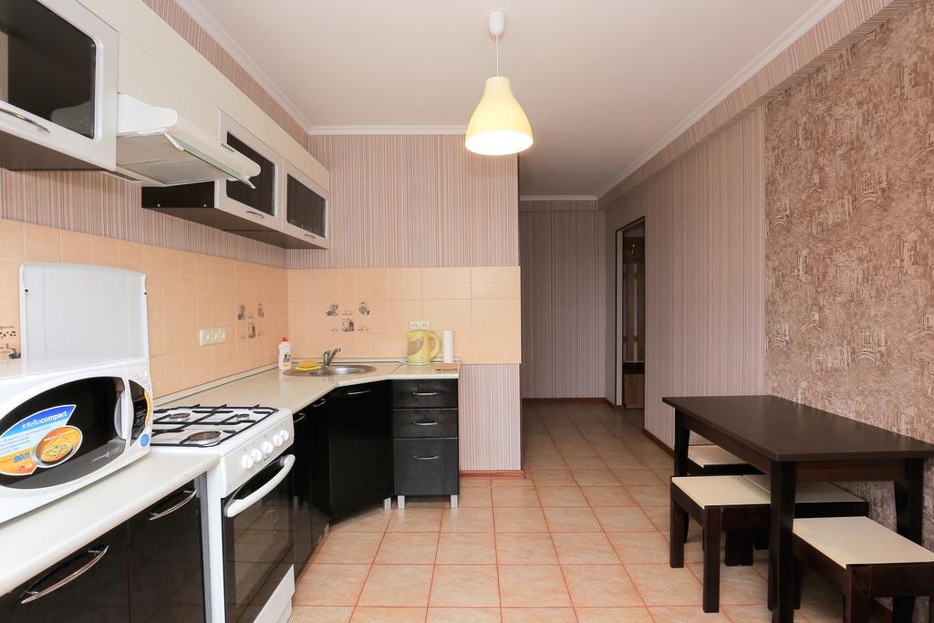 Apartment On Obolonskiy Prospect 12 Kyiv Exterior foto